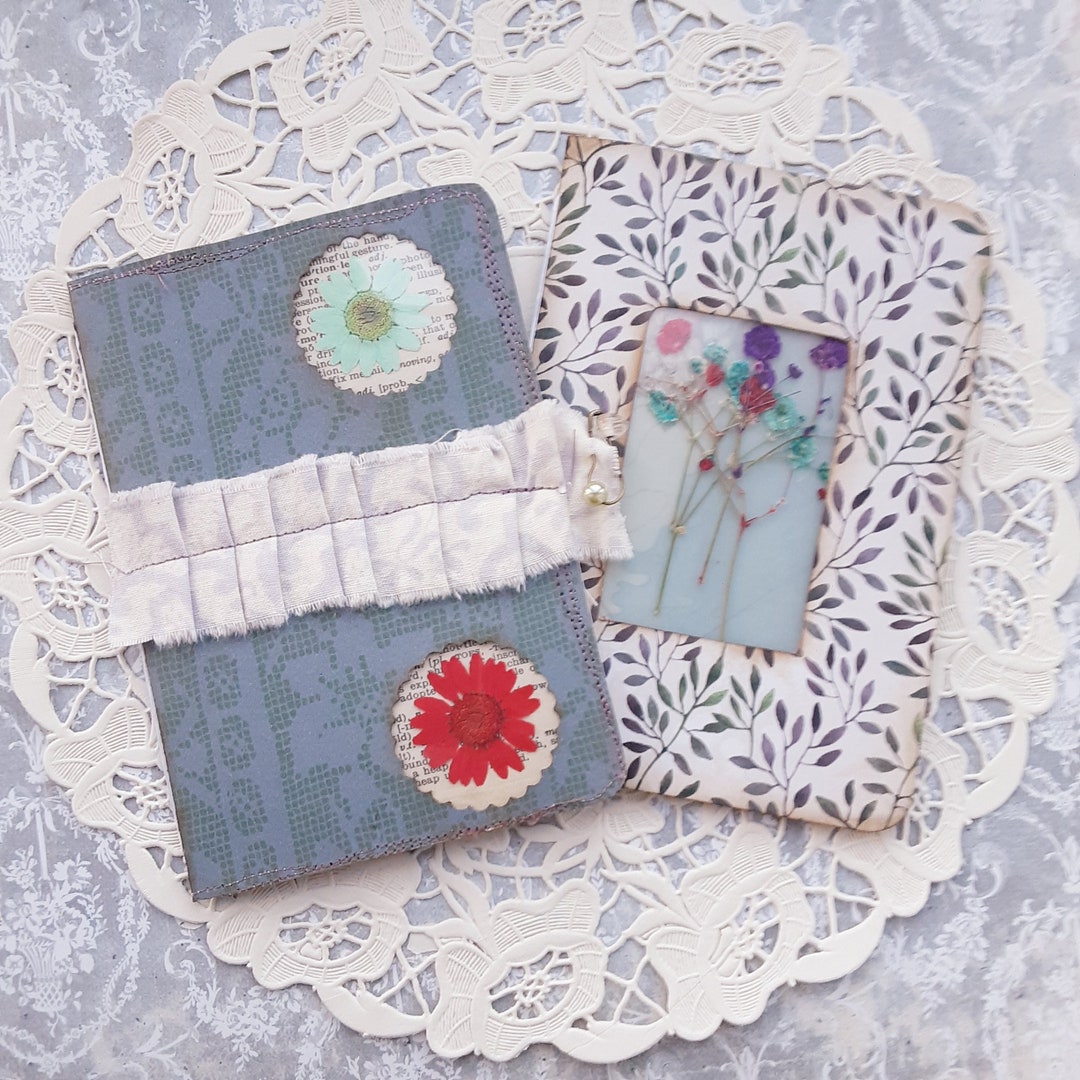 Set of 2 Handmade Floral Junk Journals, Pressed Flower Journal, Stationery Gifts, Spring Junk