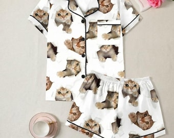 Women’s Cat Print Pajamas Set, Cute Kitten Sleepwear, Soft Button Up Loungewear, Funny Cat Pajama Shorts Set for Women
