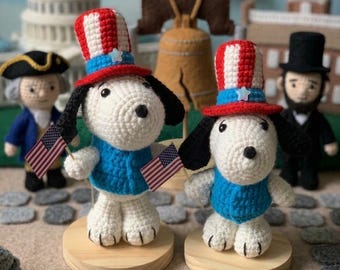 Häkeln Sie Vaterrot-Karikatur-Welpe, Hand gefertigtes Uncle Sam Hunde-Puppen-Set, 4. Juli-Gedenktag-Dekor, Americana Stars & Stripes Hundefigur