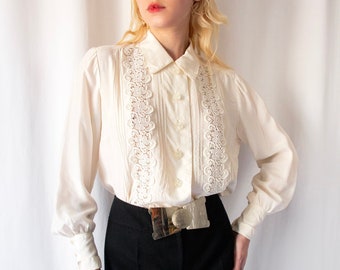 1970s ivory silk & lace buttoned blouse with long sleeves // Vintage 1960s 70s Edwardian inspired romantic poet shirt