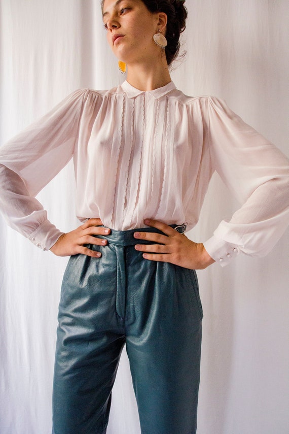 1930s crepe silk sheer pleated pale pink blouse //