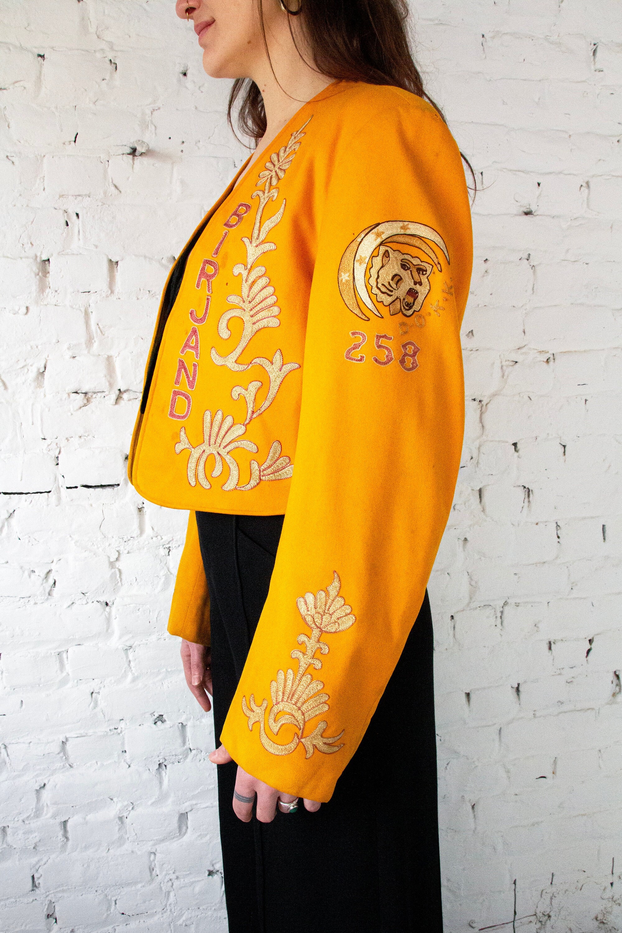 1940s marching band orange wool embroidered jacket // Vintage 40s 1950s Varsity tiger embroideries, boxy shape felt blazer