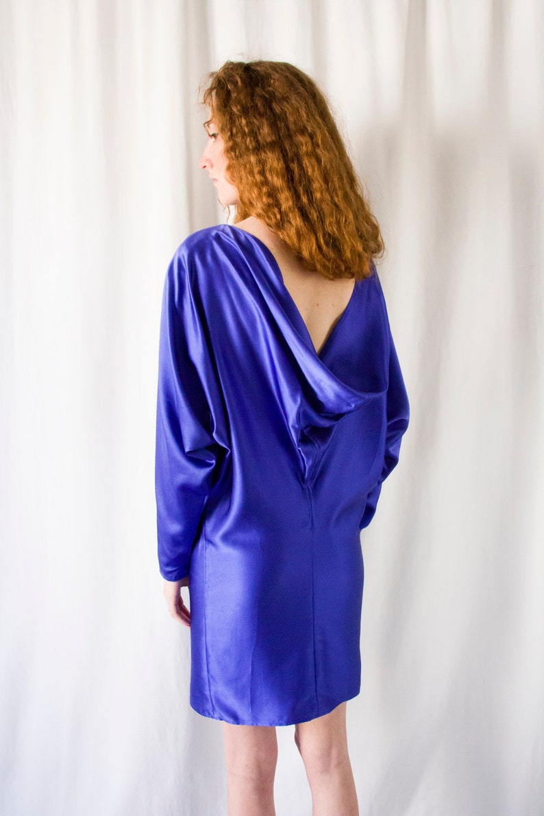 1980s Romeo Gigli royal blue silk draped back dress with dolman sleeves // Vintage rare 80s Gigli mini tunic dress, fitted hips image 4