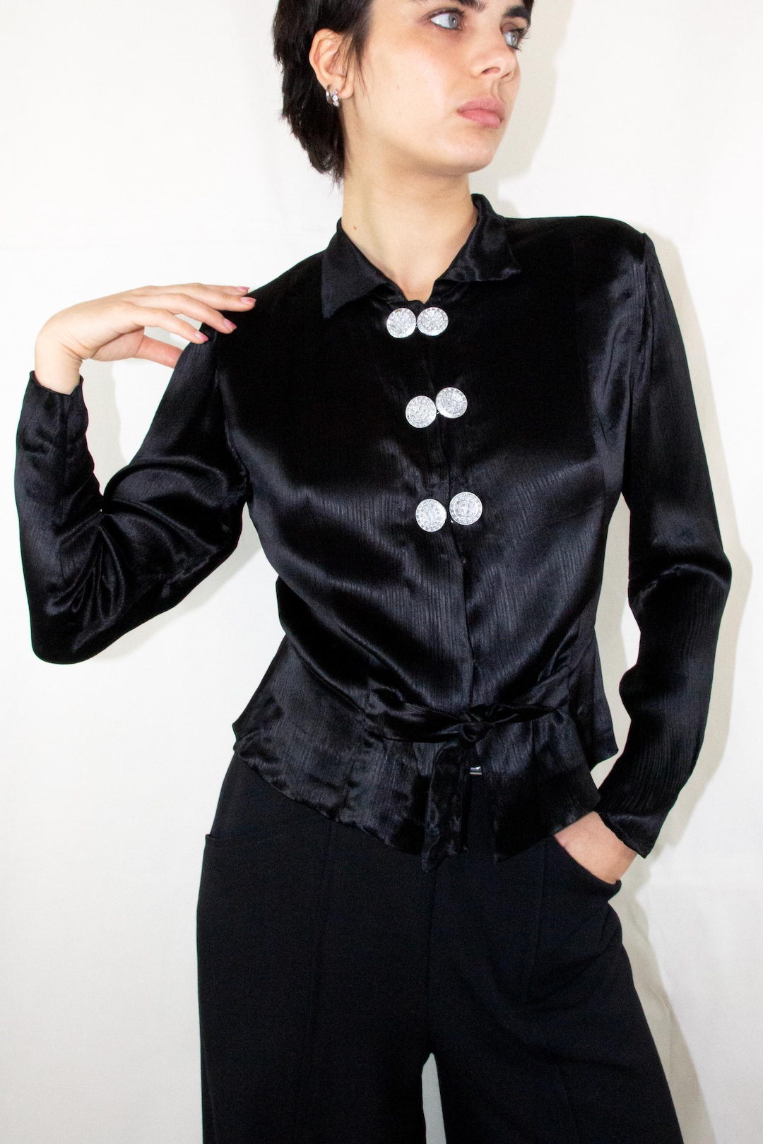 1930's Vogue Draped Front Blouse with Flutter or Lantern Sleeves - Bust 36