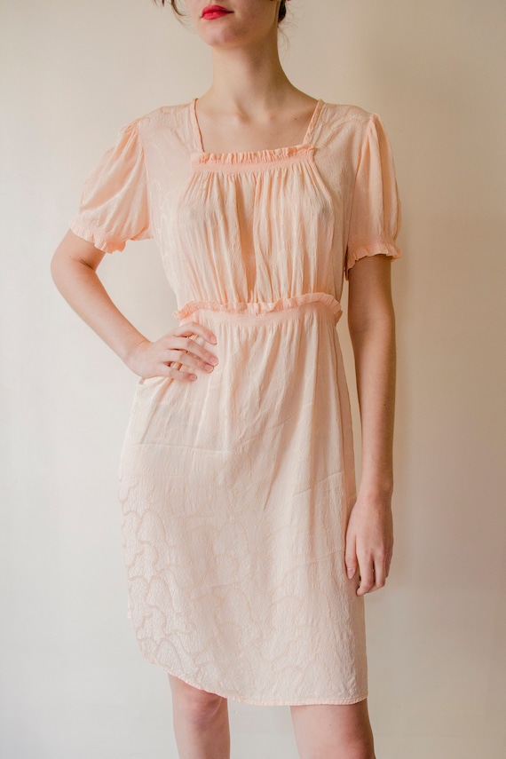 Vintage 1930s pink salmon rayon ruched dress with