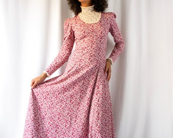 1970s pink & red calico cotton prairie dress with lace bib // Vintage 70s floor length Victorian inspired high neck floral print maxi gown