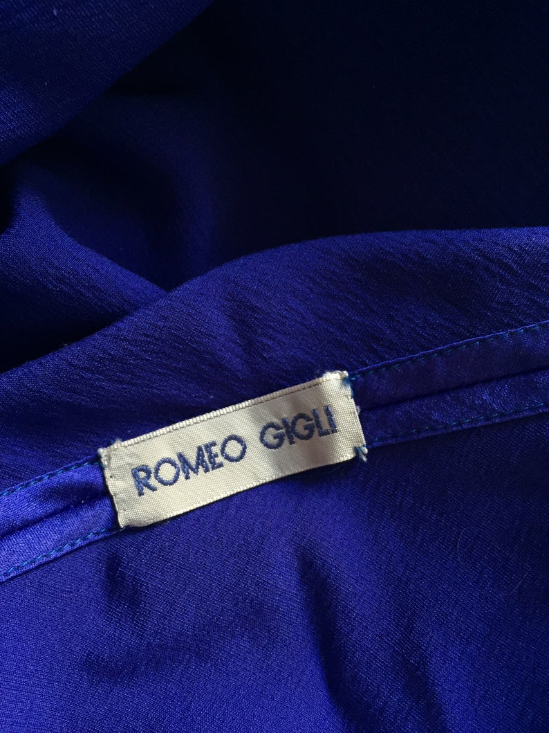 1980s Romeo Gigli royal blue silk draped back dress with dolman sleeves // Vintage rare 80s Gigli mini tunic dress, fitted hips image 8