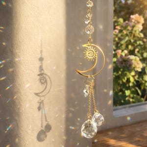 Mond Sonne Kristall Suncatcher, Auto Anhänger, Regenbogen Maker Fenster Dekoration, Boho Sun Catcher, Ästhetischer Kristall Geschenk, Rückspiegel Anhänger