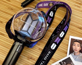 Tour mondiale 2026 – Nuovo porta lightstick a doppia faccia nero e rosso – Tracolla regolabile per concerti, K-Pop e accessori