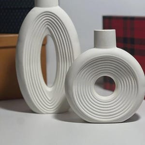 Two Modern White Horizon Donut Vases, Boho Decorative Circle Vase Set, Minimalist Ribbed Ceramic Planters, Elegant Home Decorations