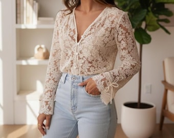 Top de encaje floral • Top de Stevie Nicks para un estilo boho chic • Blusa con mangas acampanadas caladas • Ropa Whimsigoth y Cottagecore
