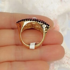 Red Crystal Lip Ring with Faux Pearl Accent in Gold Tone image 4