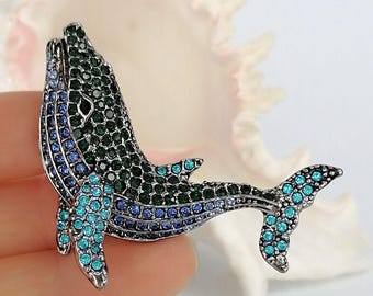 Rhinestone Crystal Animal Unique Fish Whale Brooch Pin Prom Costume Jewelry