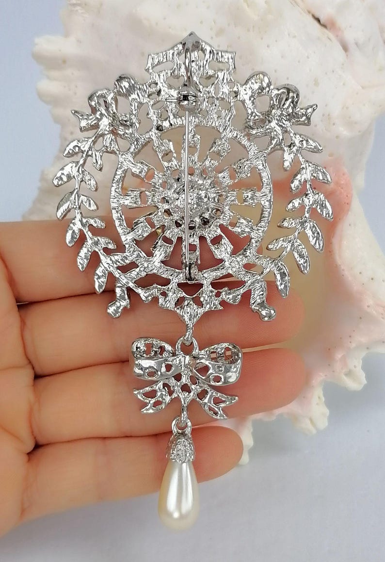 Rhinestone Crystal Bow-shaped Brooch Pin with a Teardrop Pearl Pendant Wedding Prom Costume Jewelry image 5