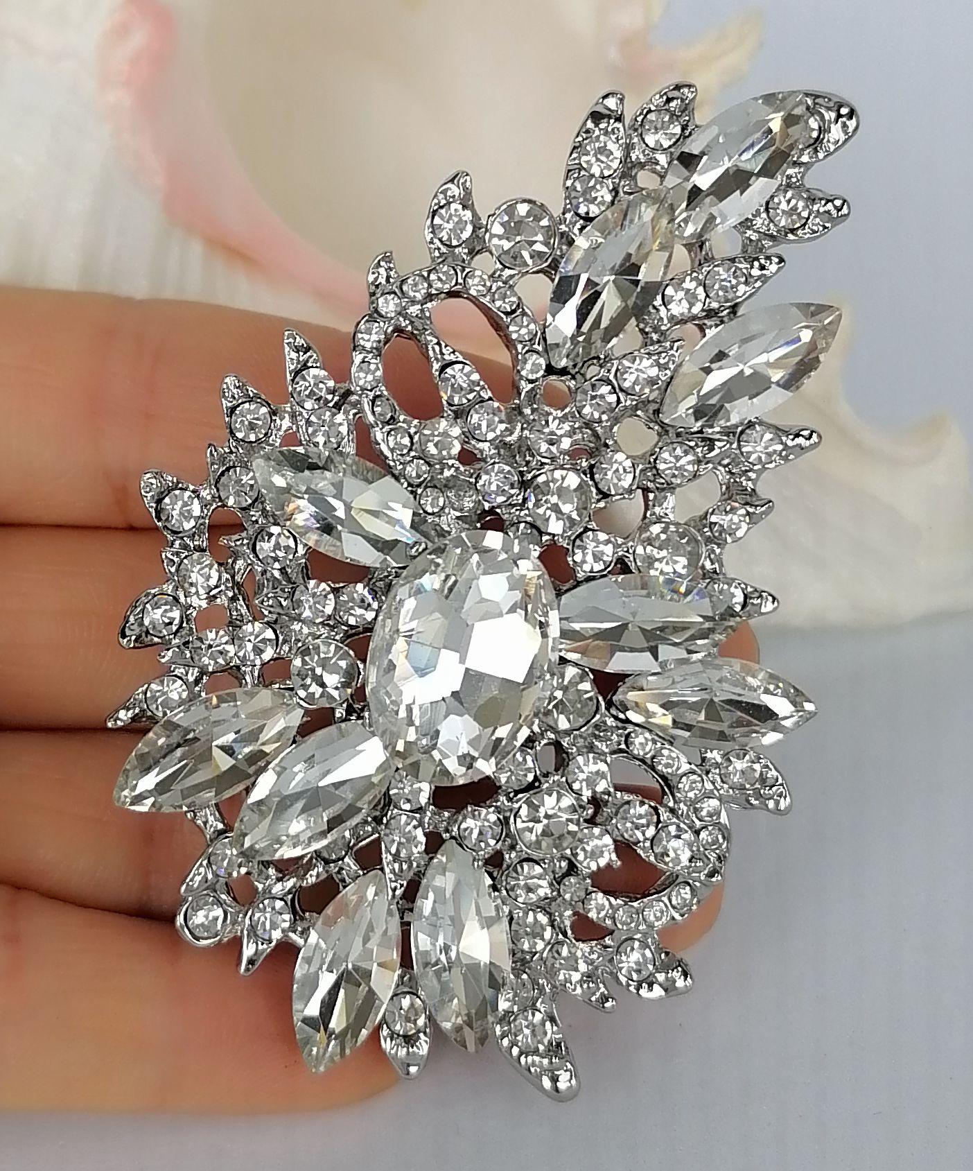 Swarovski brooches - Etsy 日本