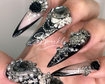 Obsidian Rose Press-on Nails
