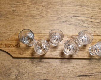 Houten borrelplank met gravure – borrelplank met 6 of 10 glazen – "Schnapszeit" borrelhouder – cadeau voor mannen & feestjes