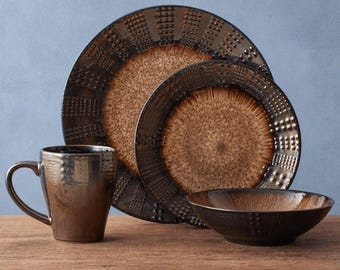 Juego de vajilla de 16 piezas para 4 personas, platos y cuencos color crema, apto para microondas y lavavajillas.