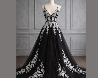 Vestido de novia floral negro, vestido de novia de tul con cola catedral gótica celestial, vestido de novia botánico de corte A, vestido de novia alternativo único