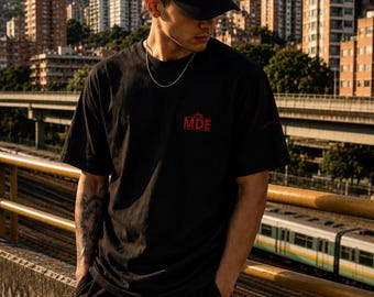 Minimal MDE T-Shirt | Medellín Fashion Streetwear | Red Logo Citywear Tee | MDE Collection