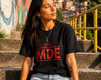 MDE Sunset T-Shirt | Minimal Medellín Streetwear | Citywear Graphic Tee | MDE Collection