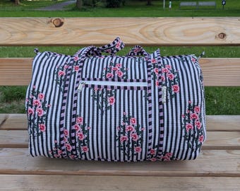 Borsa trapuntata in cotone Jaipur | Borsa da viaggio trapuntata grande da weekend | Borsa fatta a mano con stampa floreale a blocchi | Radhe Bags Germania