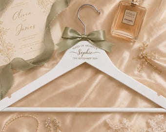 Personalised Wedding Bridal Party Hanger | Bride Hanger | Bridesmaid Gift | Maid of Honour Hanger | Wedding Dress Hanger with Name & Date