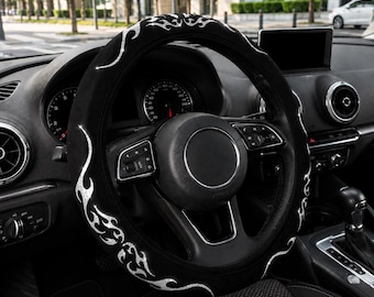 Couvre volant flamme - Accessoire auto universel doux et antidérapant