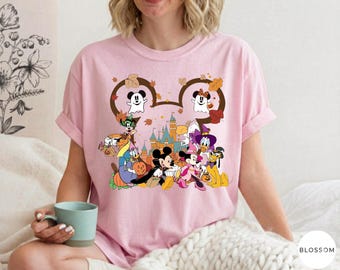 Disney Halloween shirt Mickey & vrienden, Mickey Mouse Halloween-T-shirt, Disney herfst familieshirt, Pumpkin Castle cadeau graphic T-shirt