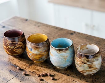 Taza de café de cerámica hecha a mano, taza esmaltada única, vajilla de cerámica, taza de té artística, taza de café minimalista, regalo para ella o para él.