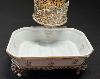 Vtg. Ornate Hollywood Regency Vanity Soap Holder