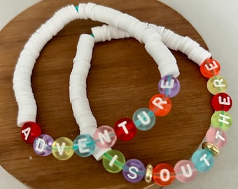 UP Adventure is out - stretcharmband met kralen, set van twee