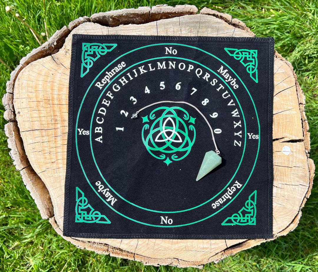 Green Pendulum Mat Triquetra Divination Cloth Custom Crystal Pendulum ...