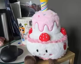 Cute Cake Plushie – Soft Sweet Treat Stuffed Animal