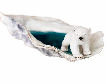 Handmade Polar Bear Oyster Shell Trinket Dish, Ocean Resin Ring Holder