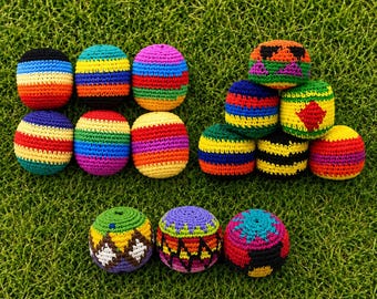 Pelotas de Hacky Sack tejidas a mano a crochet, pelotas de footbag ecológicas para malabares, coloridos obsequios para fiestas y juegos al aire libre.