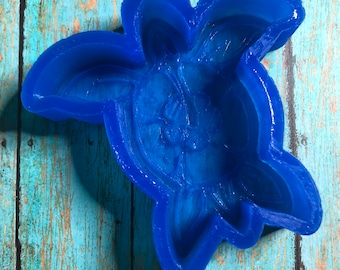 Sea Turtle with Hibiscus Silicone Mold for Car Freshies