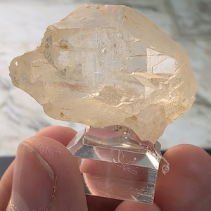 【ねじれが凄い】Gwindel グインデル スイス産 96×33×40mm Gwindel quartz - Etsy 日本