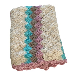 Pink Blue gender neutral crochet knit Baby Blanket, kids bedding, Baby Shower Gift, children&#39;s lap blanket, throw, newborn picture accessory