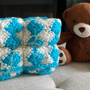 Blue cream crochet knit Baby Blanket, kids bedding, Baby Shower Gift, children&#39;s lap blanket, throw, newborn picture accessory,Holiday gifts