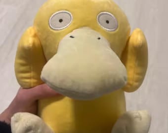 Cute Yellow Duck Plush – Kawaii Confused Expression Stuffed Toy, Gamer Gift, Cozy Room Decor 20cm