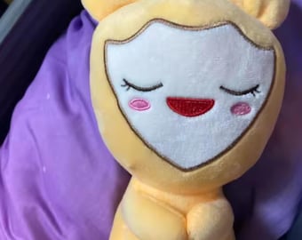 Cute Mini Plush – K-Pop Style Soft Toy, Bag Charm, Small Stuffed Doll Gift 26cm