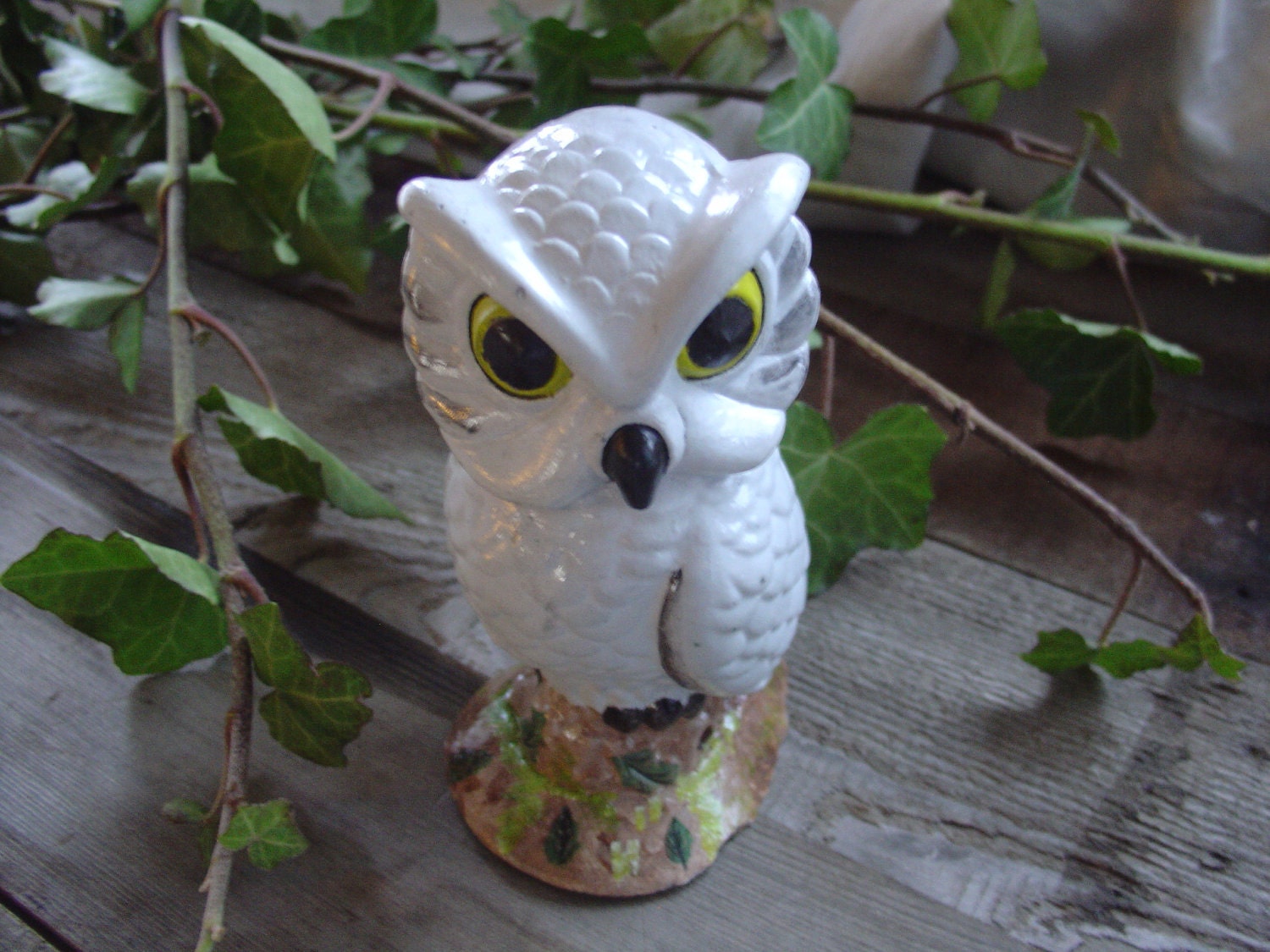 mini owl statue