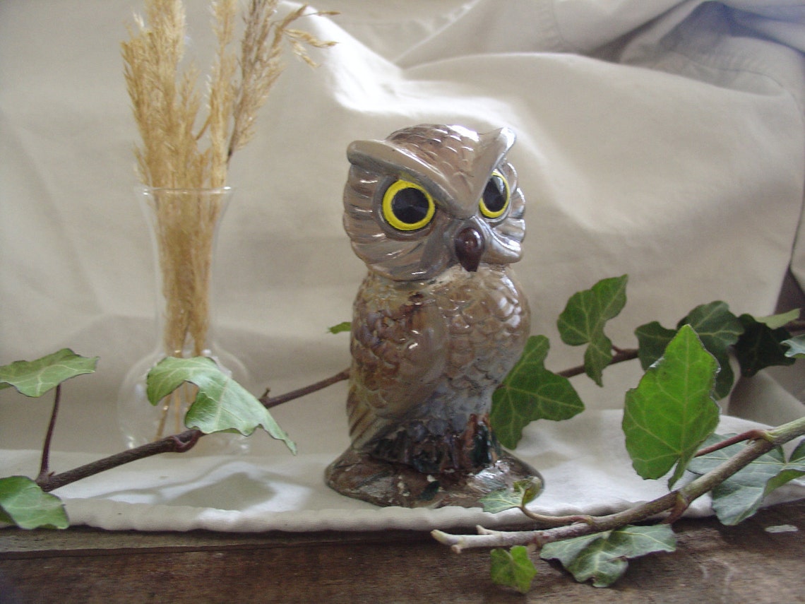 mini owl statue