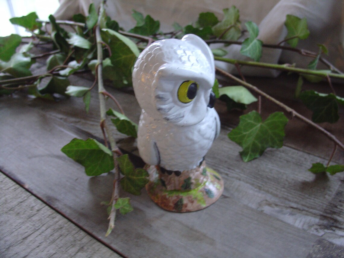 mini owl statue