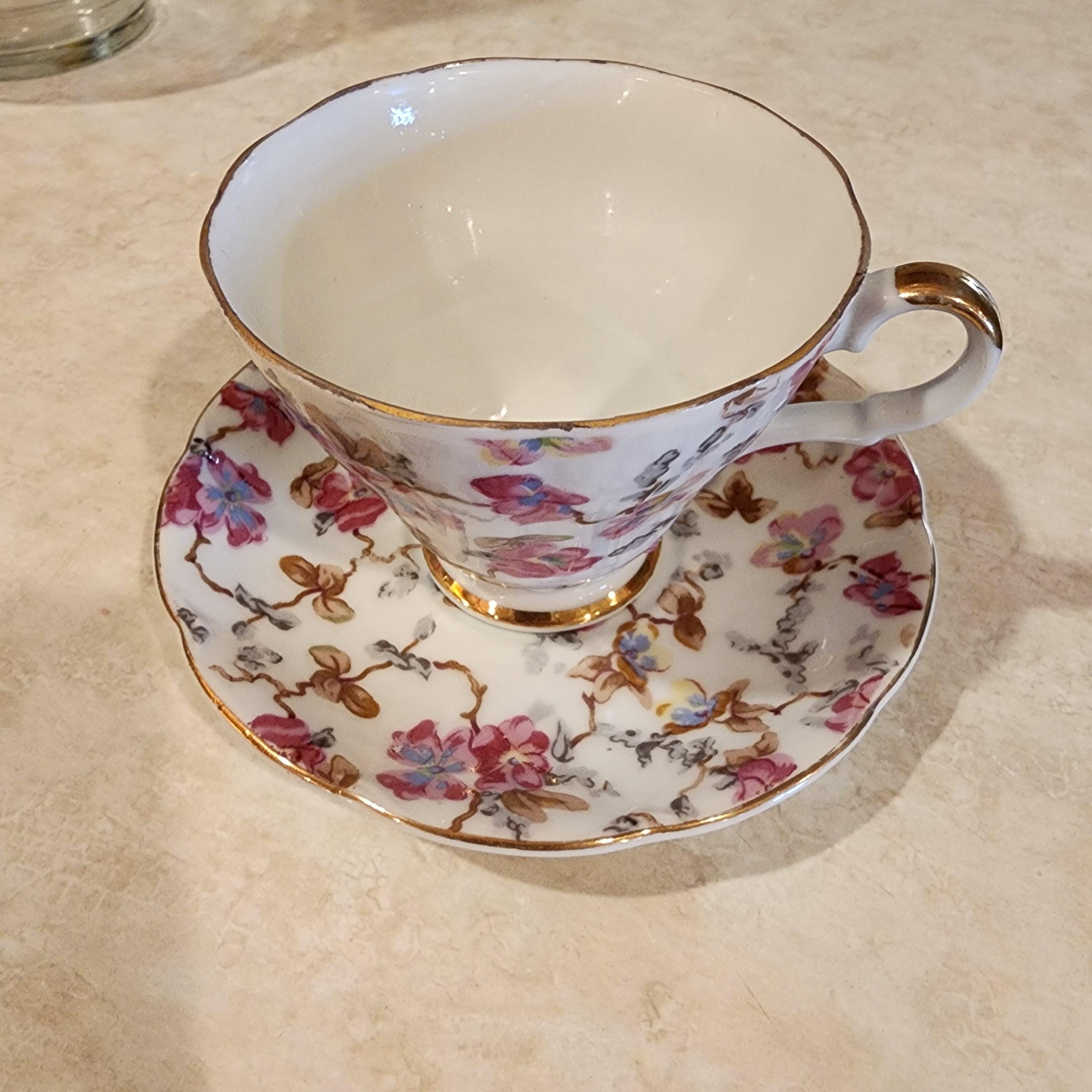 ヴィンテージ、ボーンチャイナデッシュ Vintage Chintz China - Etsy