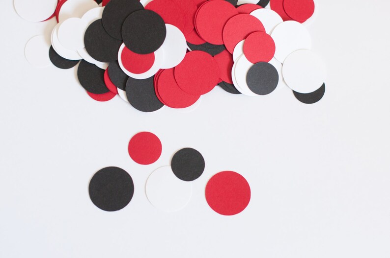 Circle Confetti in Black, Red and White, 200 Pieces Bild 1