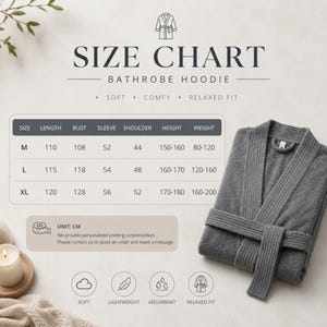 Pode incluir: Uma tabela de tamanhos para um roup&atilde;o cinza com capuz, apresentando uma tabela com colunas para tamanho, comprimento, busto, manga, ombro, altura e peso em cent&iacute;metros. O texto inclui "SIZE CHART BATHROBE HOODIE" e &iacute;cones para macio, leve, absorvente e ajuste relaxado.