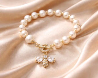 Freshwater Pearl Bracelet, Baroque Pearls, Bee Charm, T Bar Closure