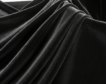 NERO - Tessuto in velluto elasticizzato tagliato su misura, morbido e lussuoso - Poliestere ed elastan - Elasticizzato in 4 direzioni per cucire abbigliamento, costumi e lavori fai da te.